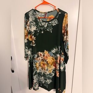 Women’s floral print dress 3/4 length sleeves large